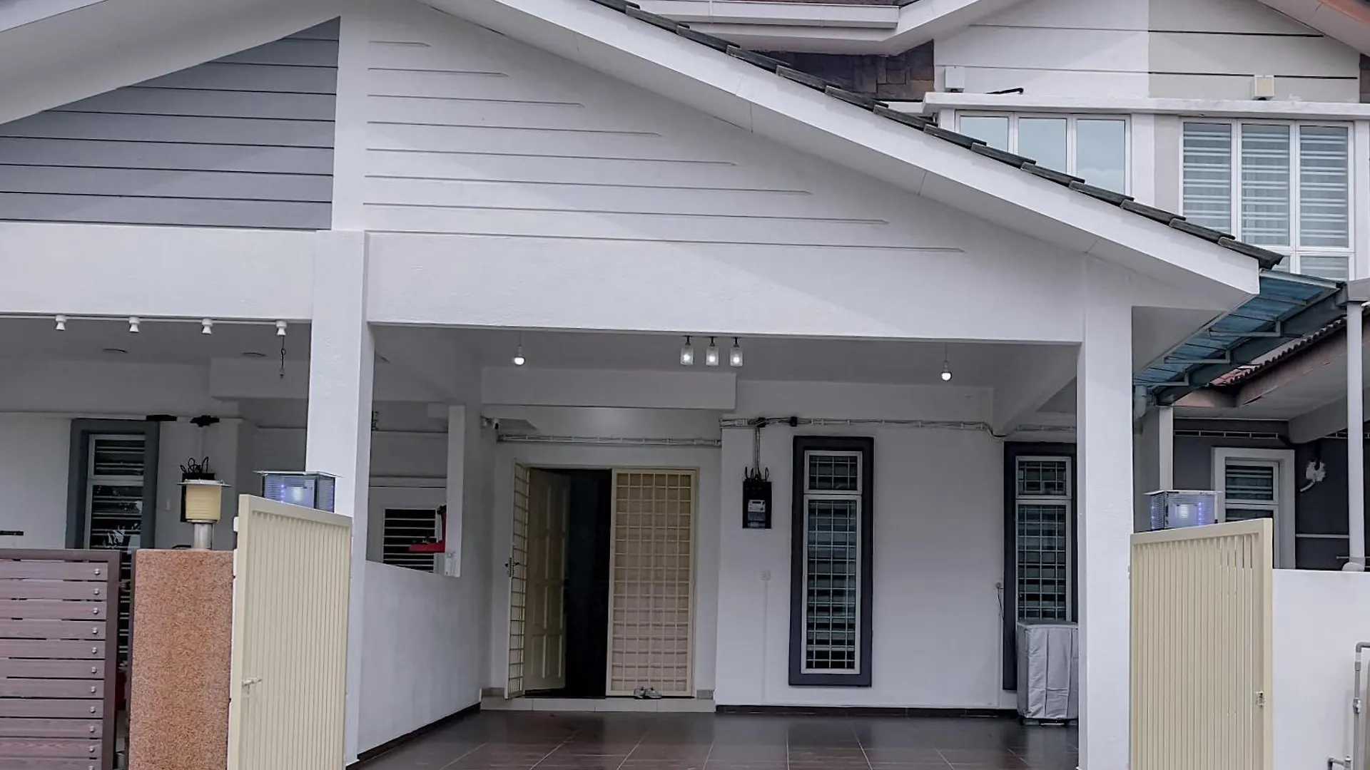 Вилла New Stylish 16Pax 4Br House Semabok 5Mins To Town Малакка Малайзия